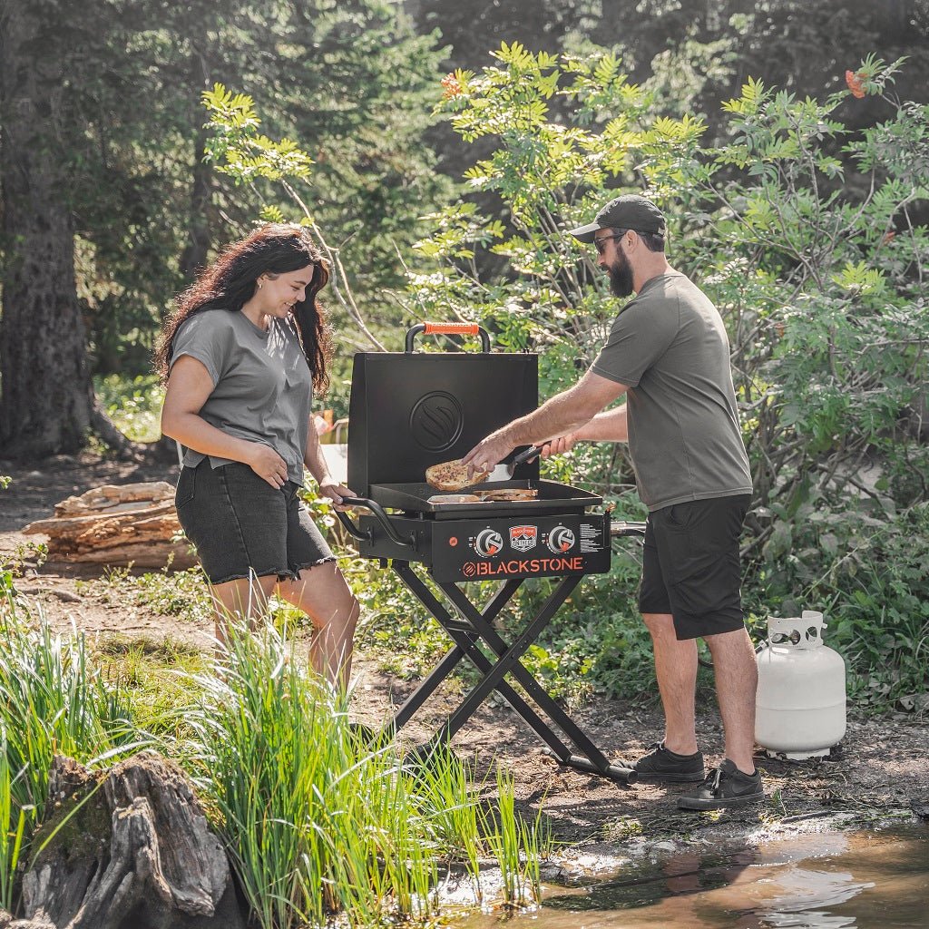 On The Go 22" Griddle with Flexfold Legs